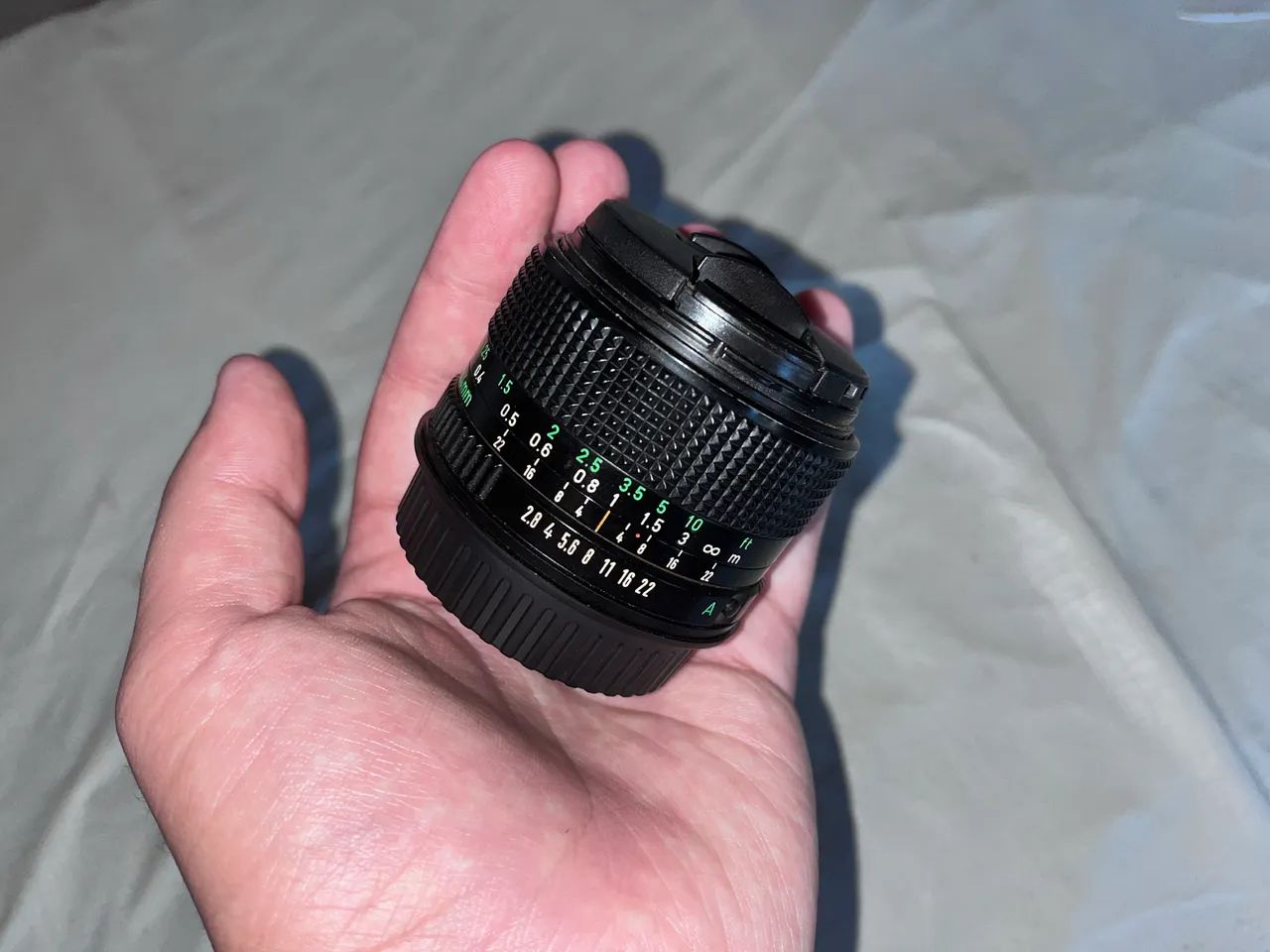 Lente Canon FD 24mm f/2.8 com mount adaptado para Ef (Funciona em Dslrs) - Foto 3