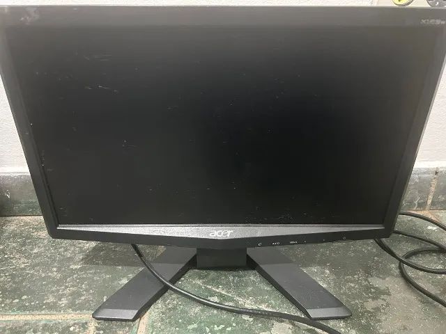 MONITOR ACER 15 POLEGADAS + CABO DE ENERGIA + CABO VGA