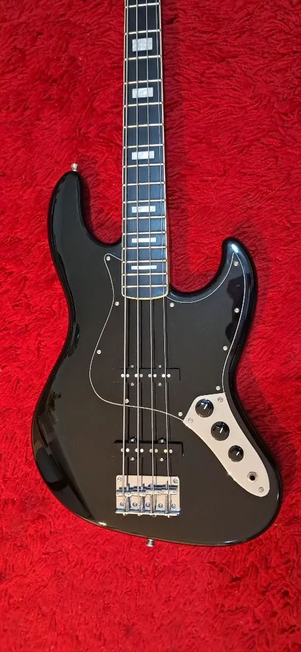 BAIXO TAGIMA - TJB4 - JAZZ BASS - REGULADO - CORDAS NOVAS