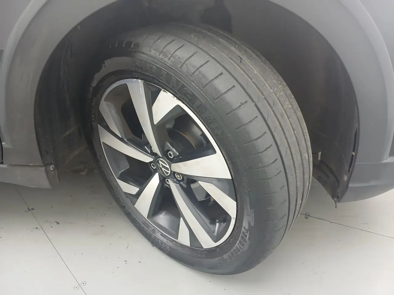 Volkswagen Nivus Highline 1.0 200 TSI Flex Aut., foto 13 de 18