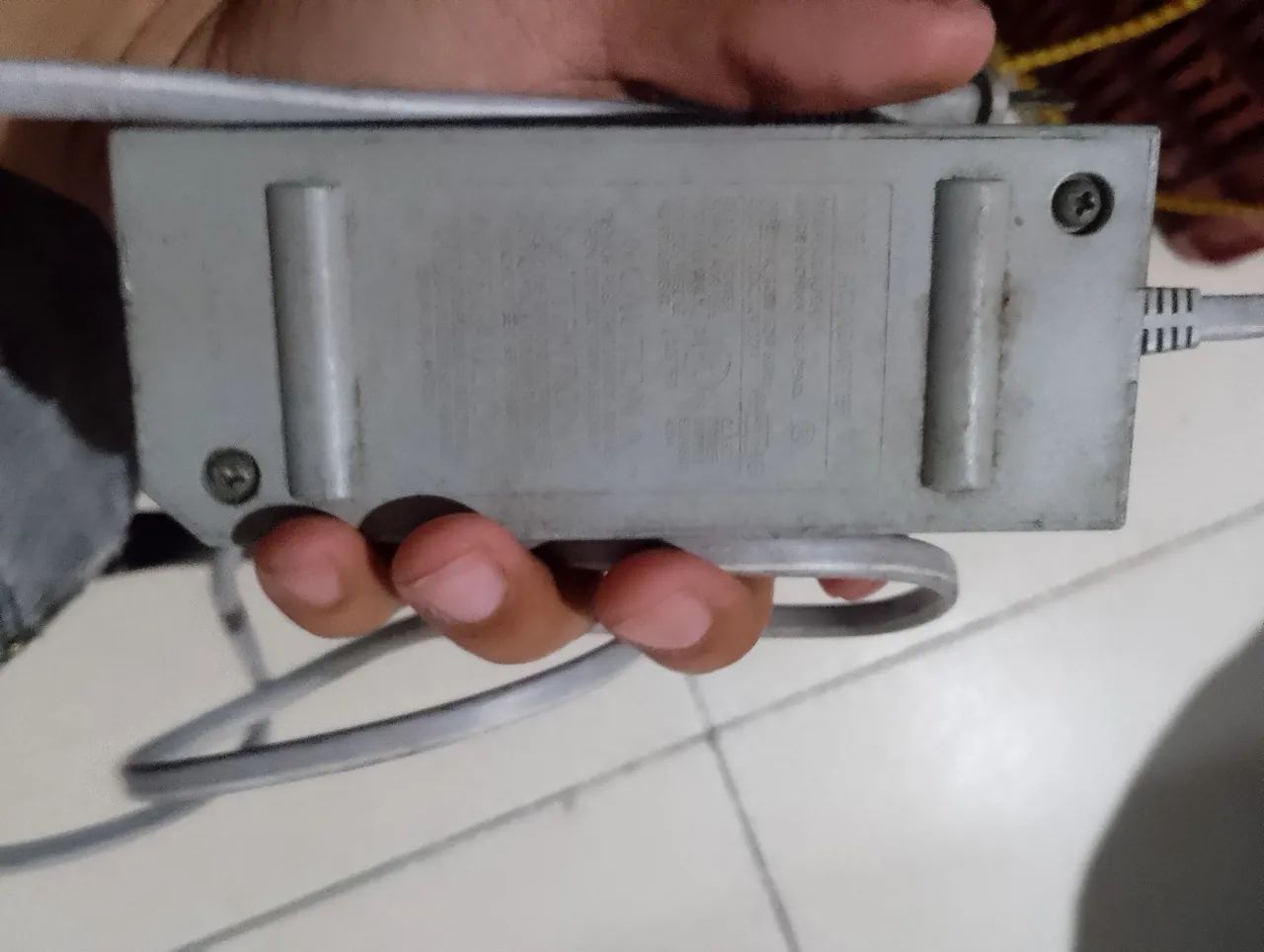 Fonte original do Nintendo Wii com defeito falta o Cabo não sei o defeito achei na sucata 