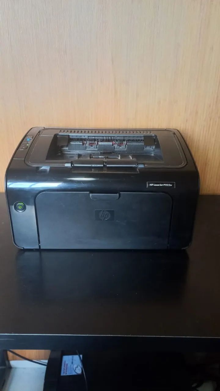 Impressora HP LaserJet P1102w - Foto 4
