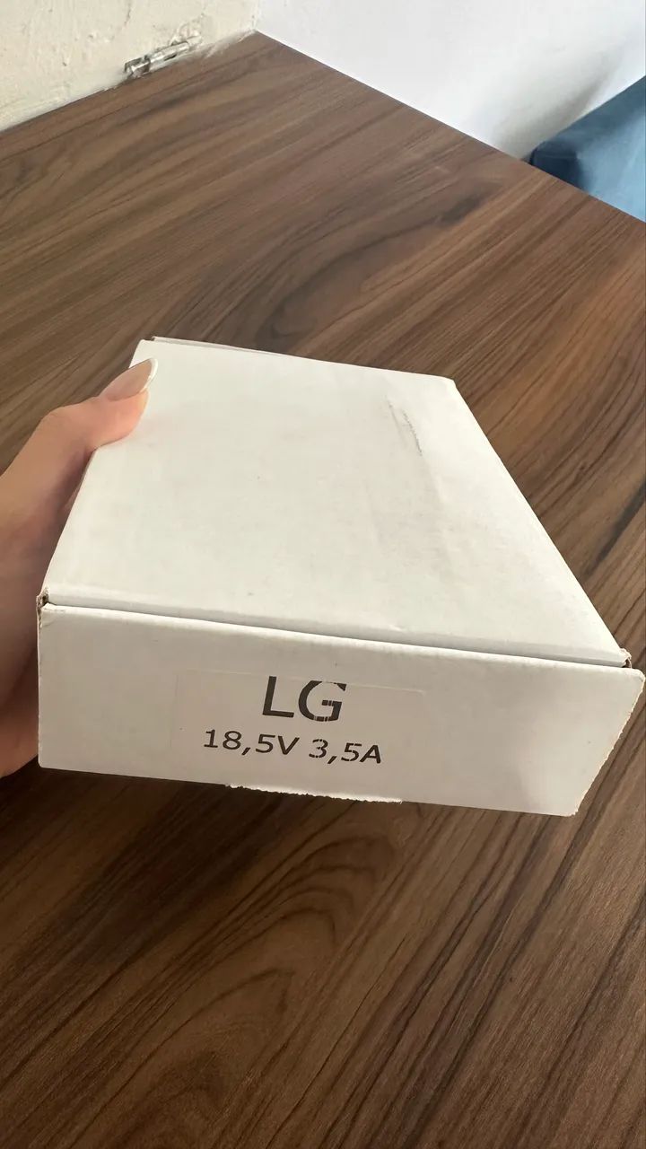 FONTE LG 18,5V 3,5A PINO GROSSO - Foto 4