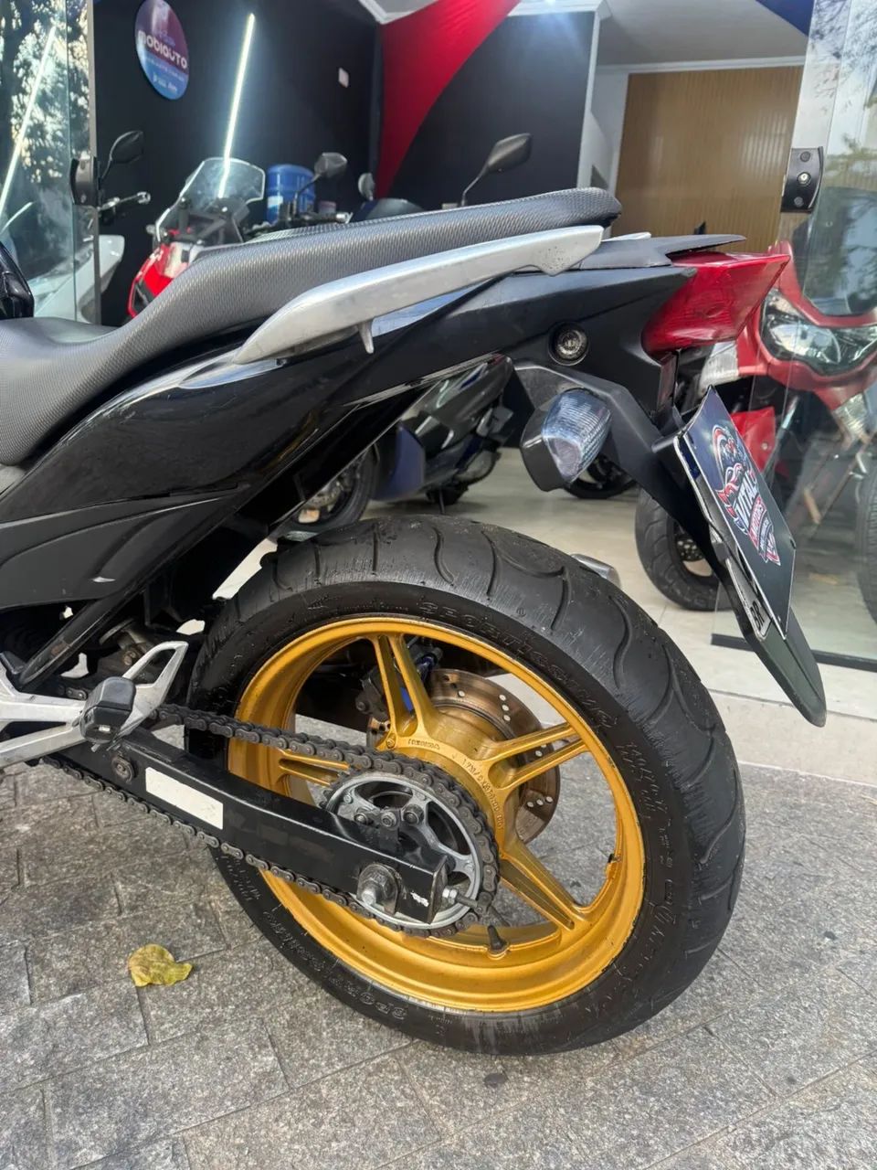 CB 300 2013 - Foto 3