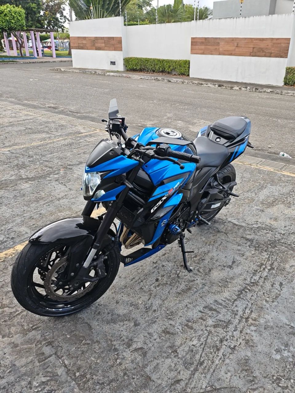 Gsx-s 750 - Foto 2