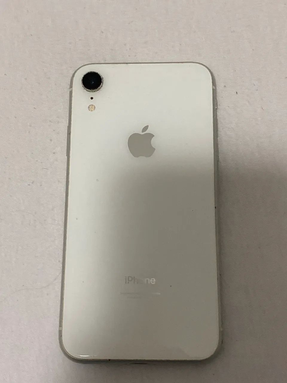 Vendo celular XR 128 gb, branco, em perfeito estado de conservação. - Foto 2