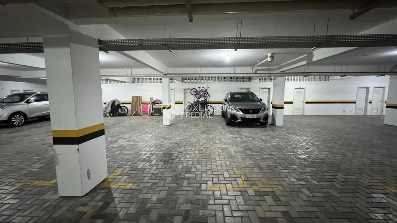 Apartamento com vista mar e 3 vagas no Estreito - Foto 2