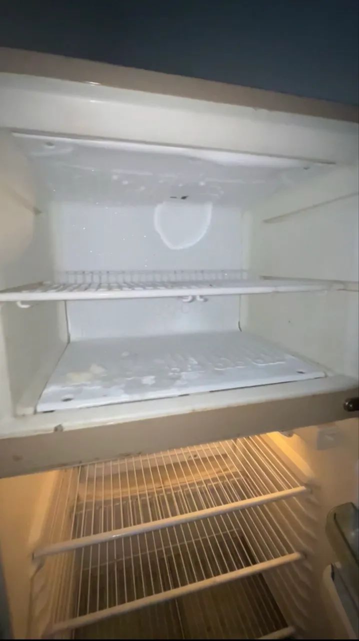 VENDO GELADEIRA USADA