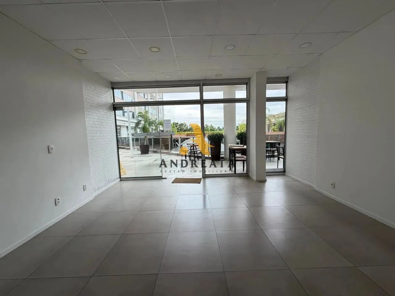 Aluguel de Loja, 39 m², por R$ 2.3 mil, no condomínio Vertice Mall & Offices em Recreio do - Foto 4