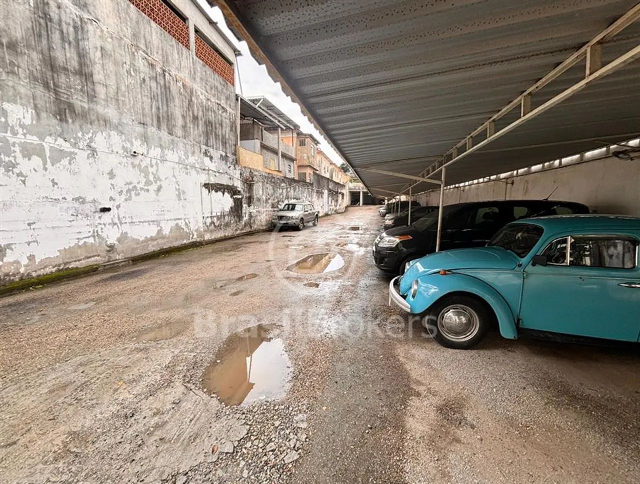 Terreno usado como estacionamento - Foto 5