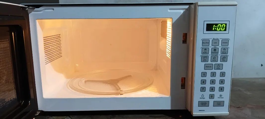 Microondas philco 20 litros - Foto 4