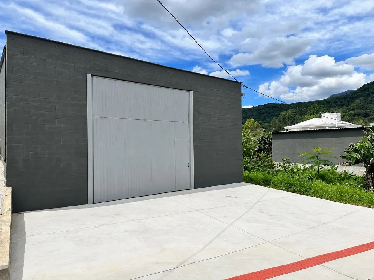 GALPÃO PARA LOCAÇÃO COM 310 M² - CENTRO DE ÁGUAS MORNAS/SC - Foto 3