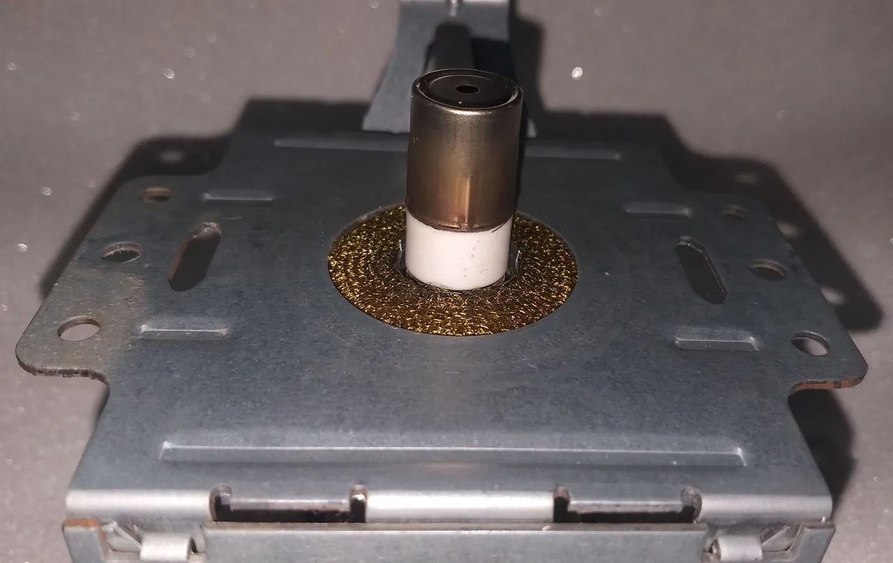 Peça Magnetron M24Fb-610a Para Forno Microondas Philco PME31 Excelente Estado Sem Defeito - Foto 4