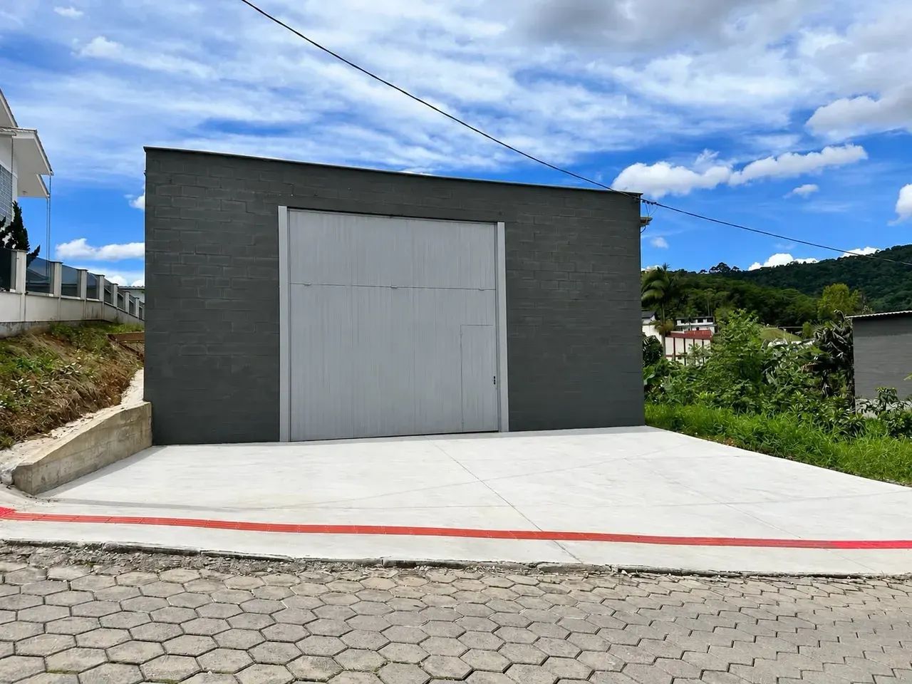 GALPÃO PARA LOCAÇÃO COM 310 M² - CENTRO DE ÁGUAS MORNAS/SC - Foto 4