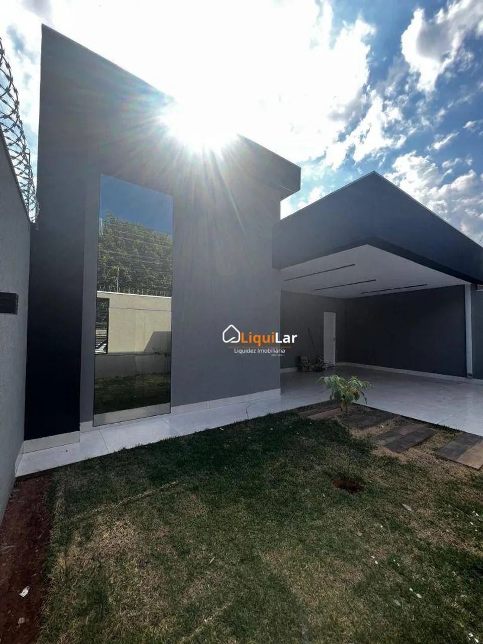 Linda Casa com Piscina no Jardim Leblon. - Foto 3