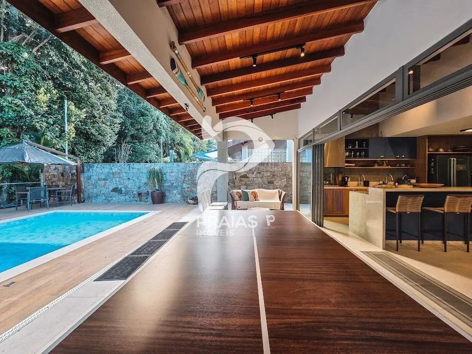 Casa sobrado, com amplo lazer - Foto 3