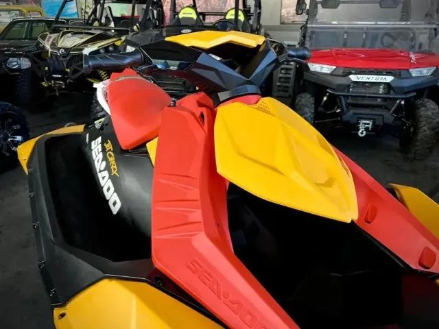 JET SKI SPARK ANO 2022 EM ESTADO DE ZERO  - Foto 2