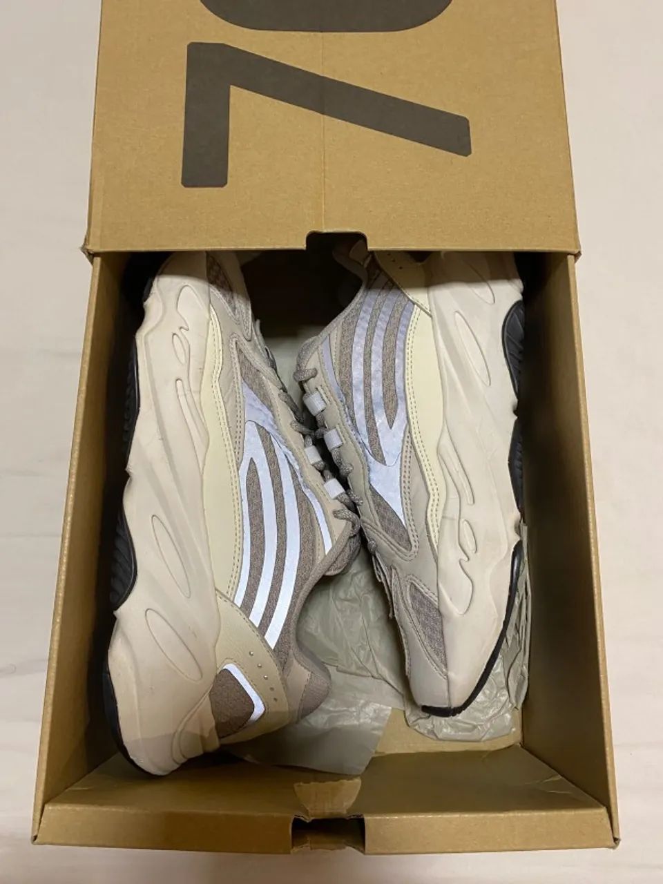 Yeezy 700 Static - Foto 2