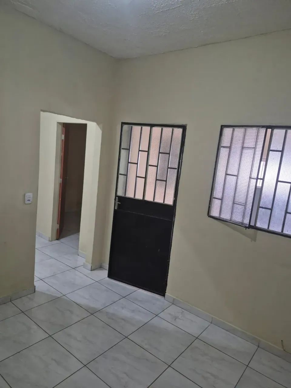 Casa Térreo, 1 Garagem, 1 Quarto, Coroado,