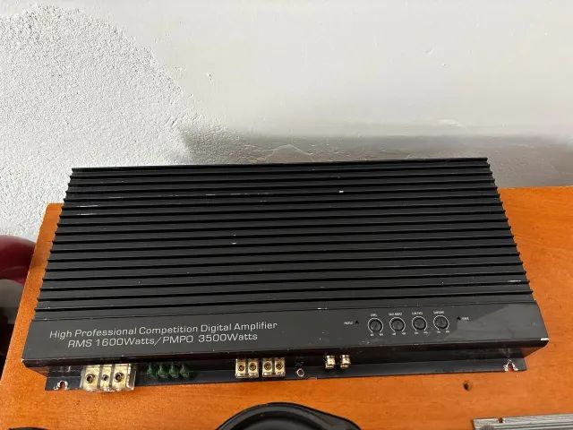 Vendo som automotivo 
