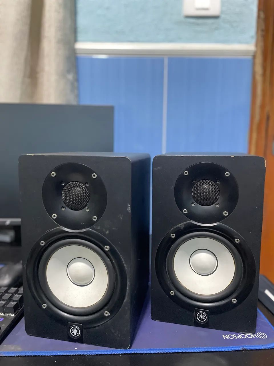 Monitor de áudio yamaha 