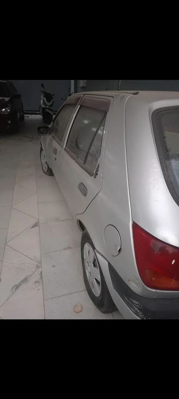 FIESTA 2000 PARA RETIRAR PEÇAS - ACEITO TROCA - Foto 3