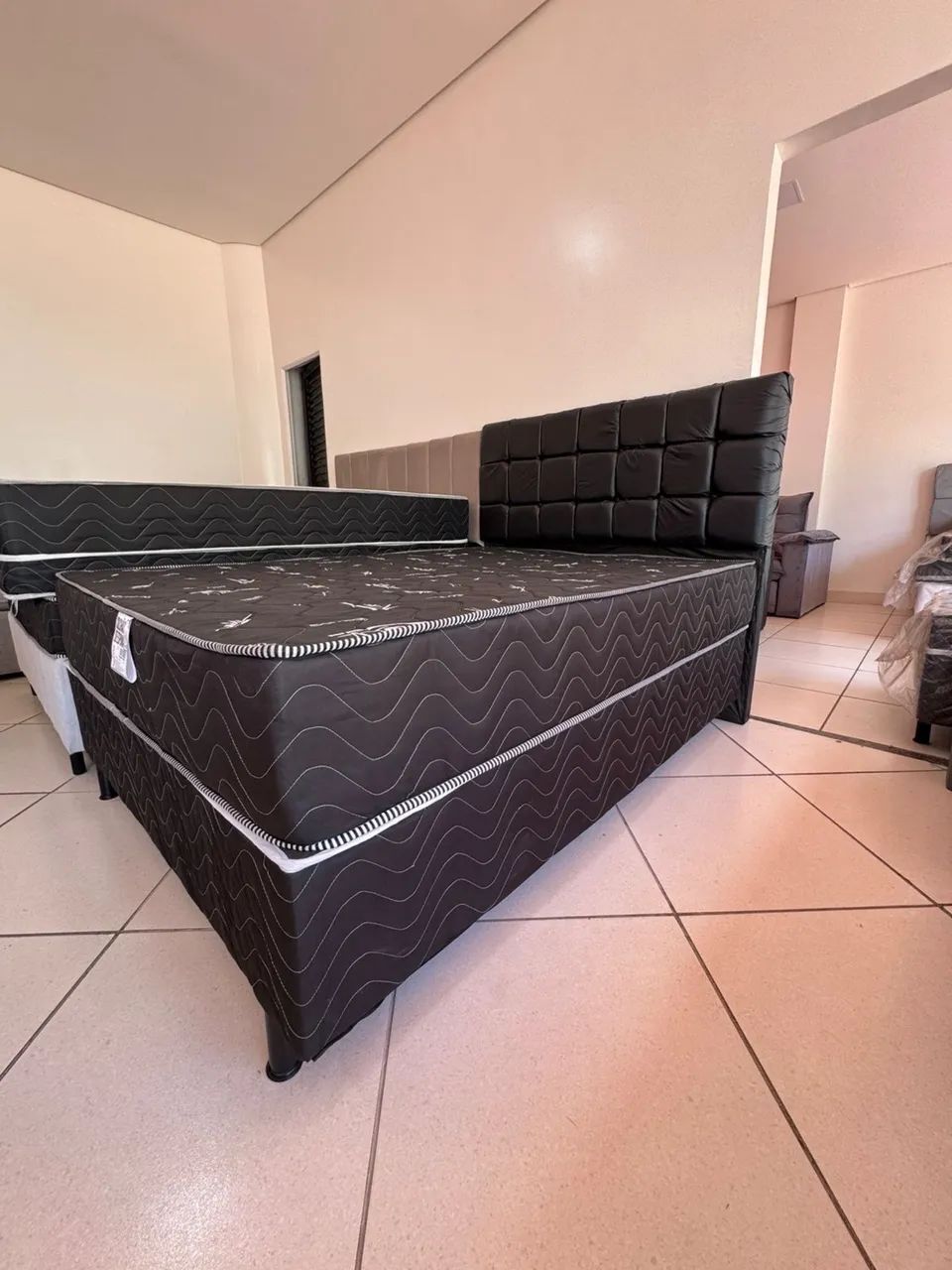 Promoção colchão D33 25 cm com base box de brinde