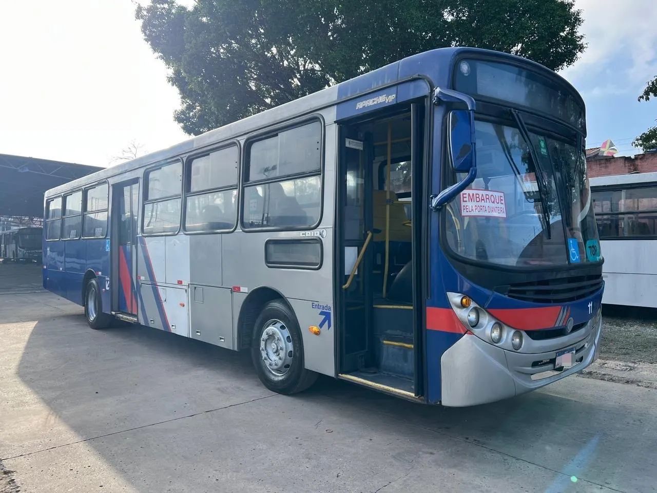 Ônibus - Foto 5
