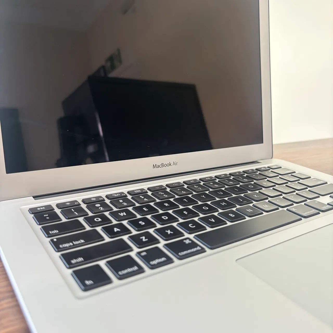 MacBook Air 13? 2015 i5, 8GB e SSD 128GB - Completo na Caixa