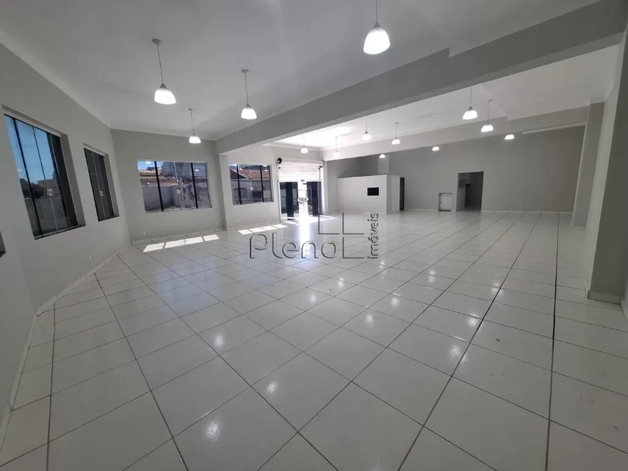 Salão para alugar em Campinas, Parque Jambeiro, com 210 m²