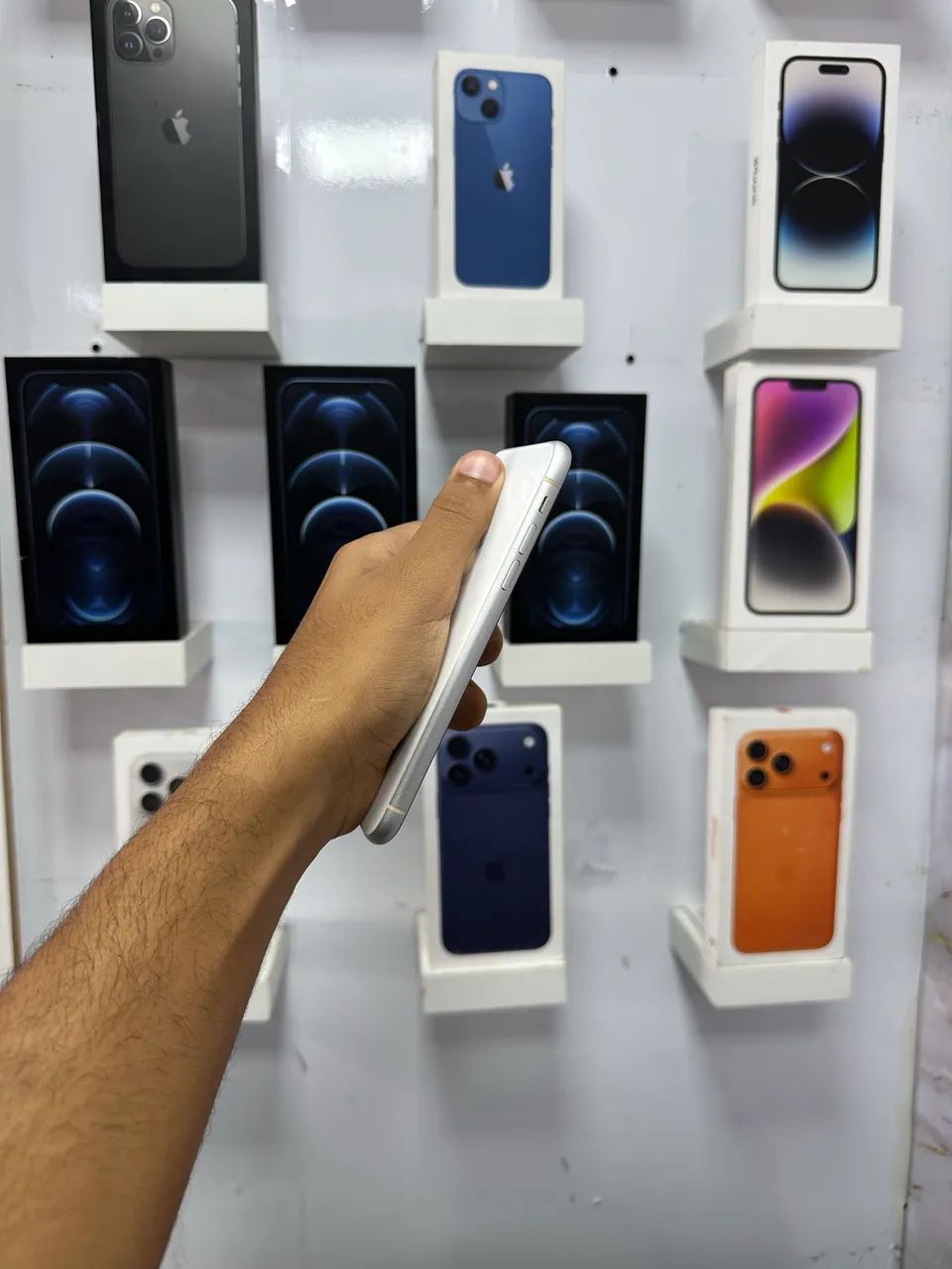 IPHONE XR 128 GB BRANCO  - Foto 3
