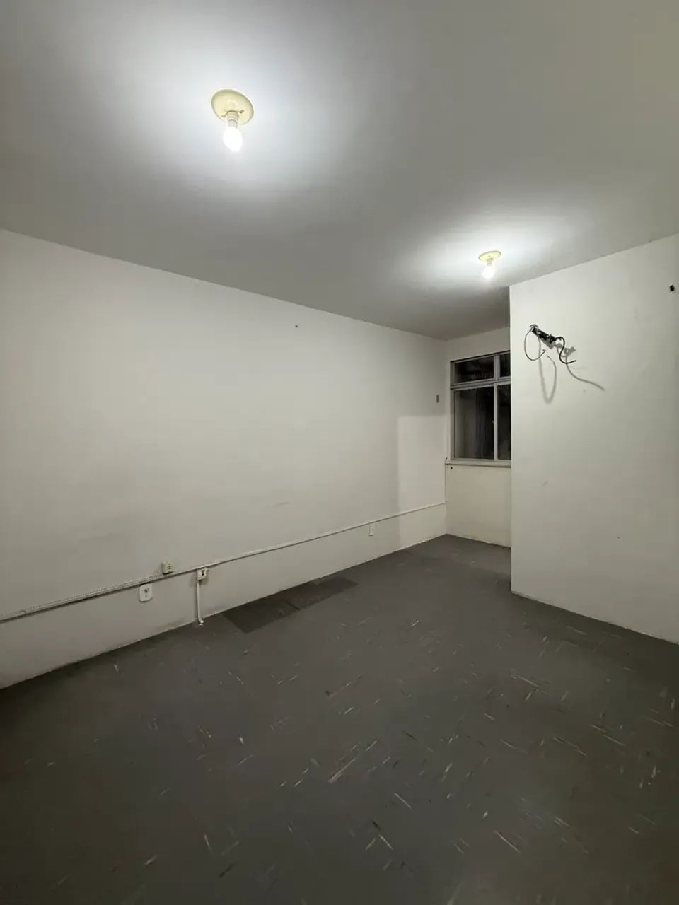 Ponto Comercial para alugar no Edifício Luciano Prado, Bairro Centro - Foto 3