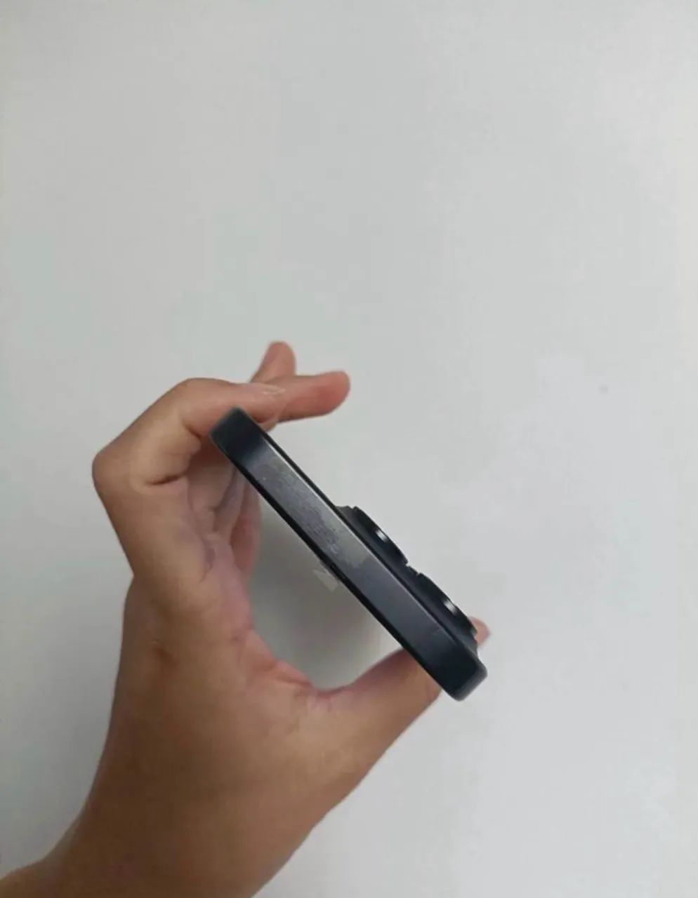 Vendo ou troco iPhone 15 Pro 256GB - Foto 3