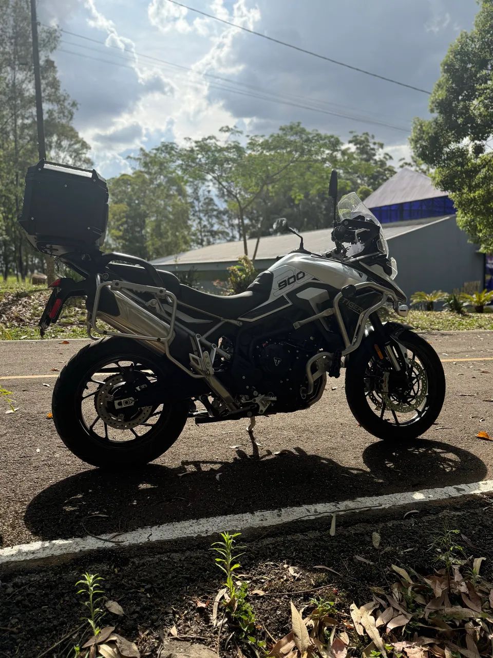 Triumph 900 GT 2025 - 1494364582 | OLX