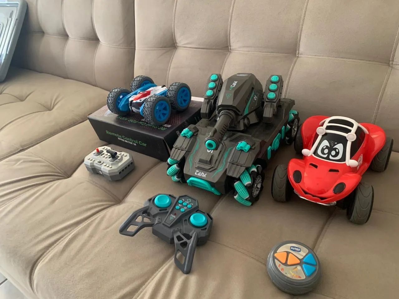 Carros de controle remoto - Foto 4