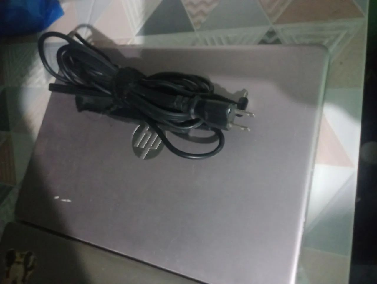 Vendo dois notebook um funciona outro so carcaça e placa - Foto 2