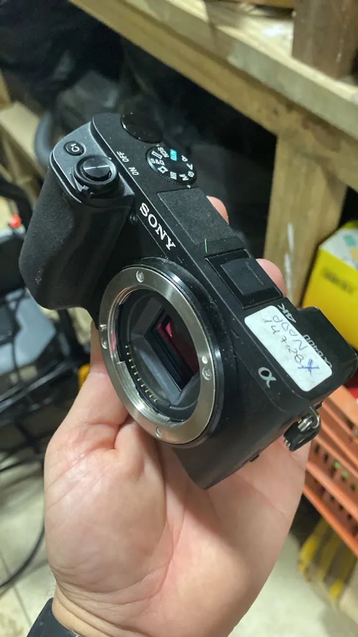 Camera Sony A6400 4K - Com defeito