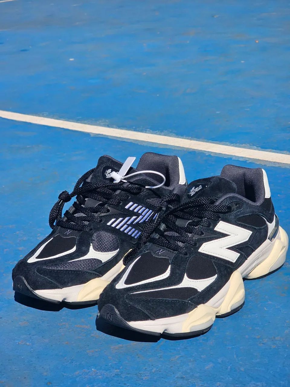 New Balance 9060 - Novo (Sem uso) - Tam 42 - OVOSNEAKERS