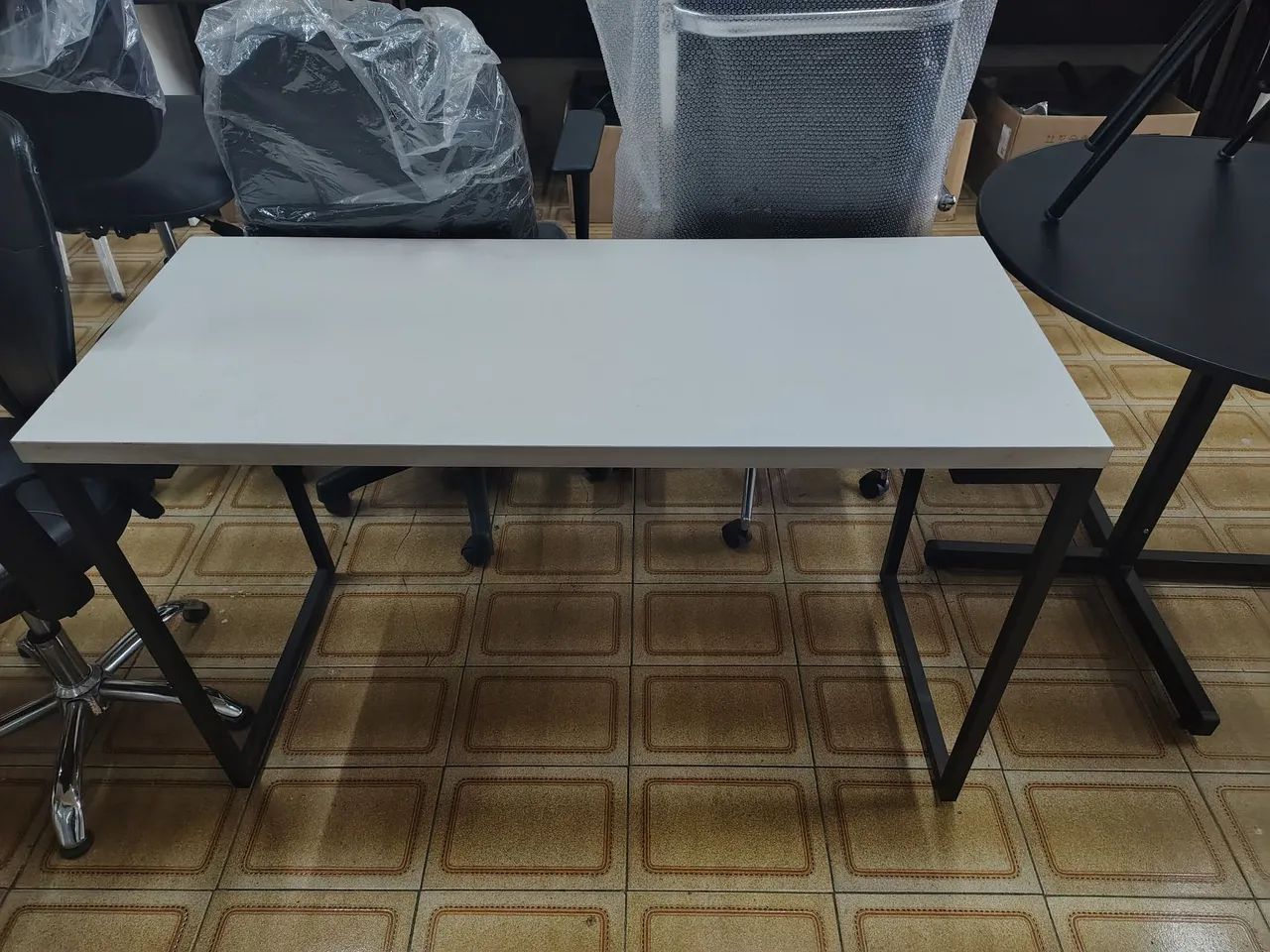 Mesa estilo industrial  - Foto 2