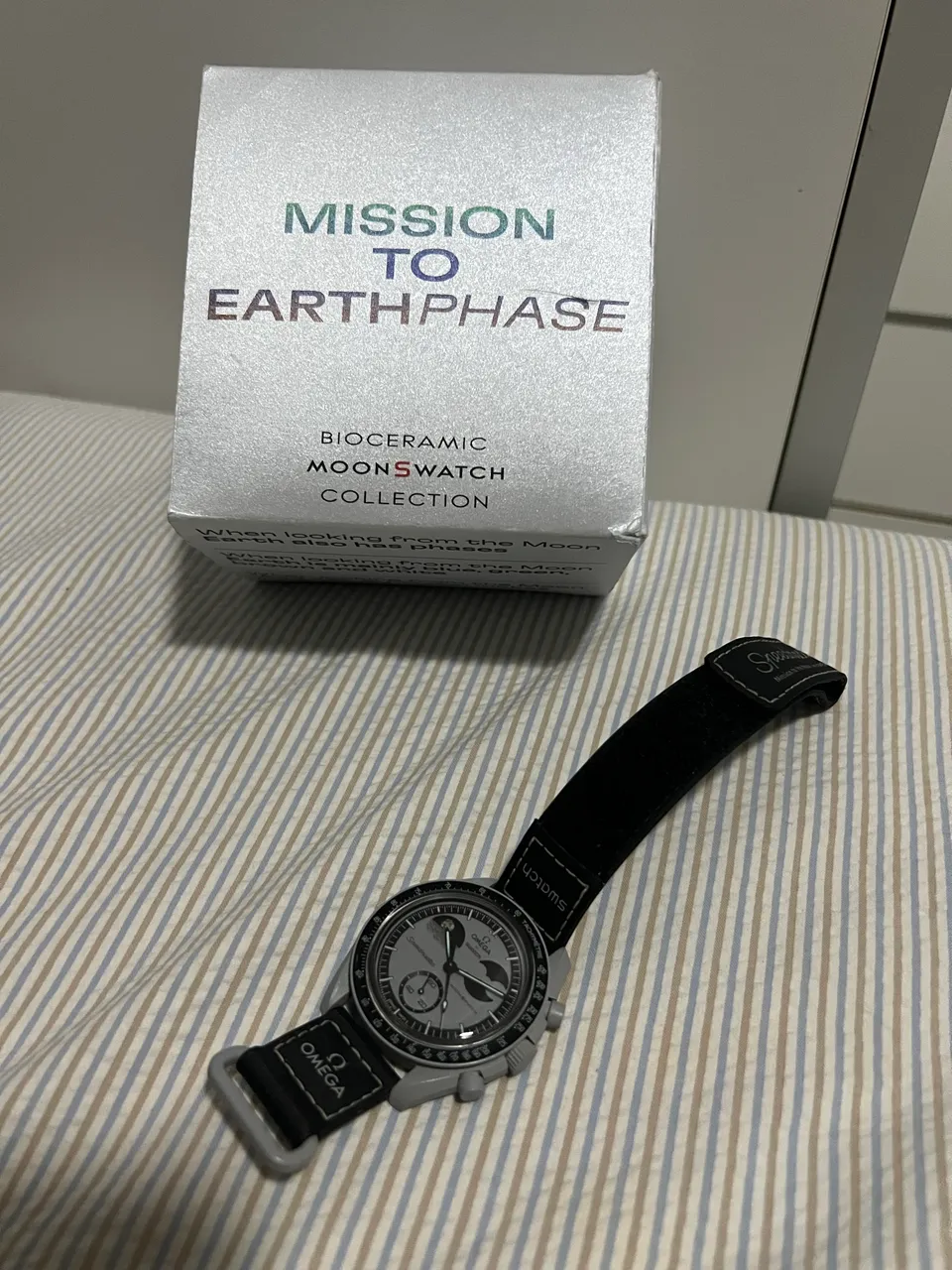 Omega X Swatch MoonSwatch Collection: Ostrich Saturn - Acessórios