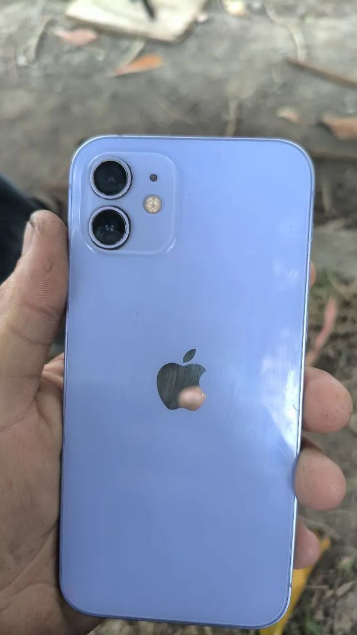 iPhone 12