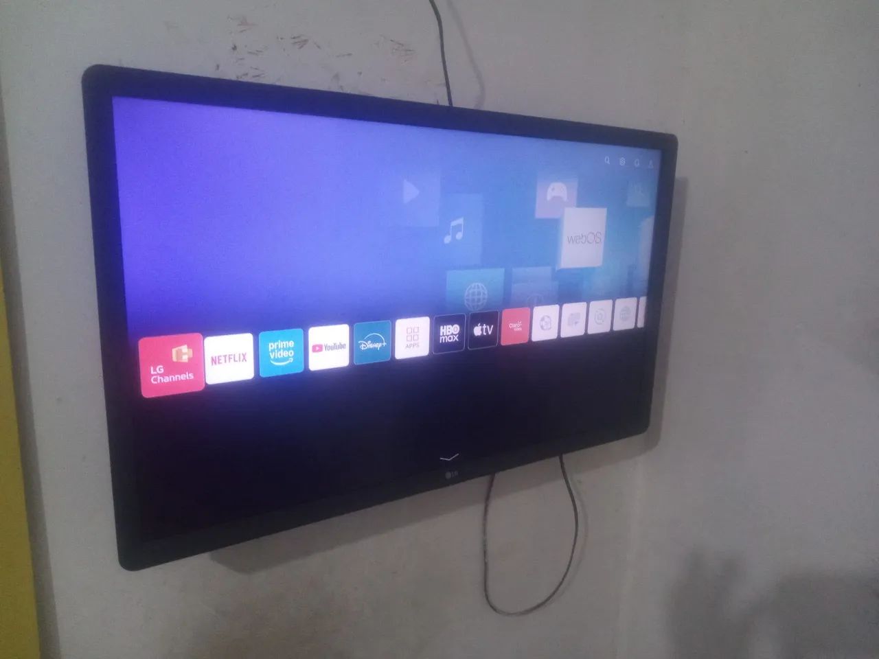 Tv ismat LG  - Foto 2