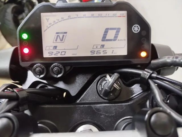 YAMAHA MT 03 ABS  - Foto 3