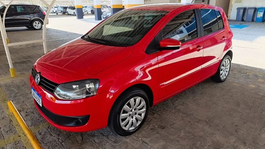 Volkswagen Fox 1.0 MI Total Flex 8V 5P 2014 - Foto 5