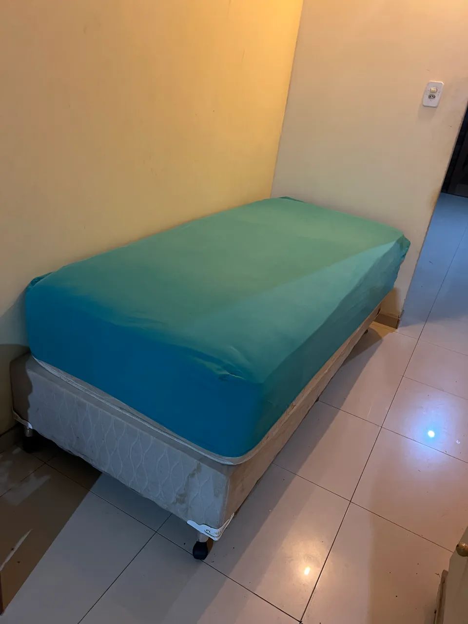 Cama Box solteiro 