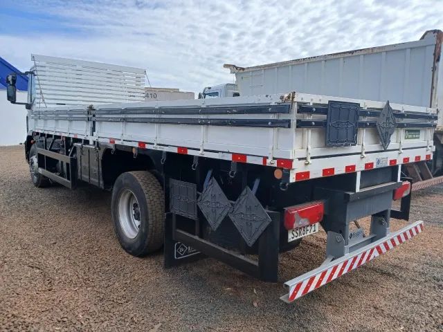 IVECO TECTOR 170 E 21 4X2 - Foto 4