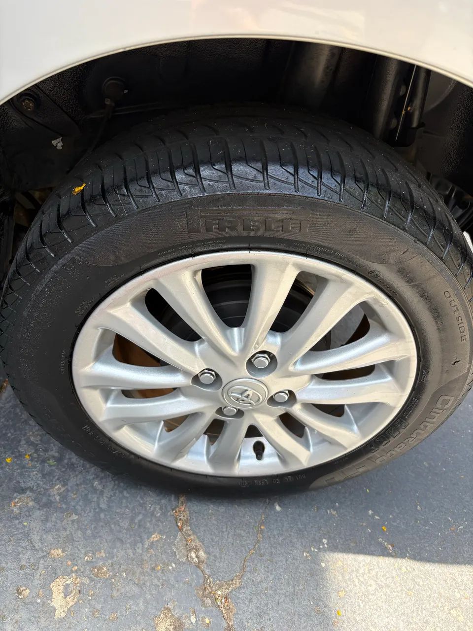 Toyota Etios XLS 1.5 16V FLEX 2013