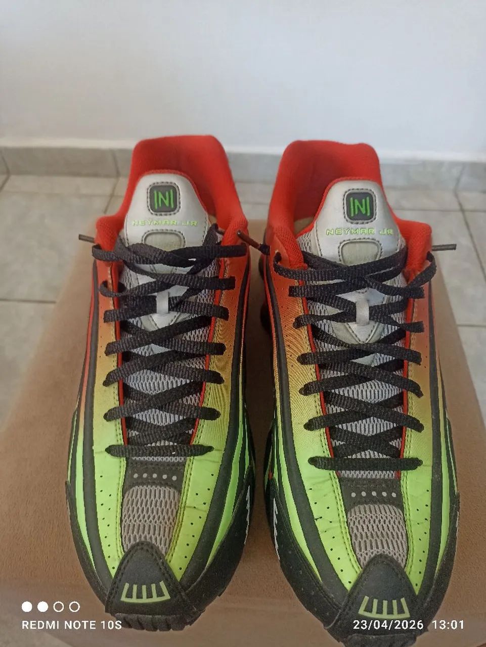 Nike Shox R4 Neymar JR