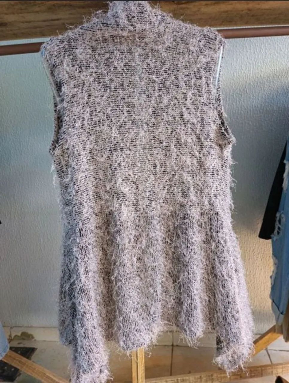Colete Gata Ousada cinza feminino  - Foto 4