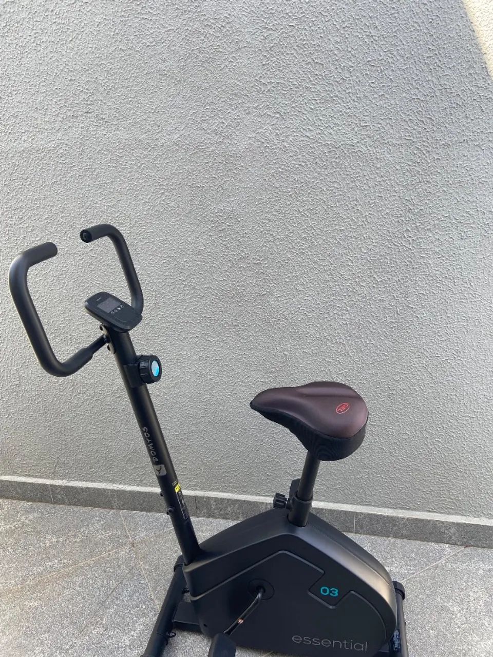 Bicicleta Ergométrica de Treino Essential Domyos Preta
